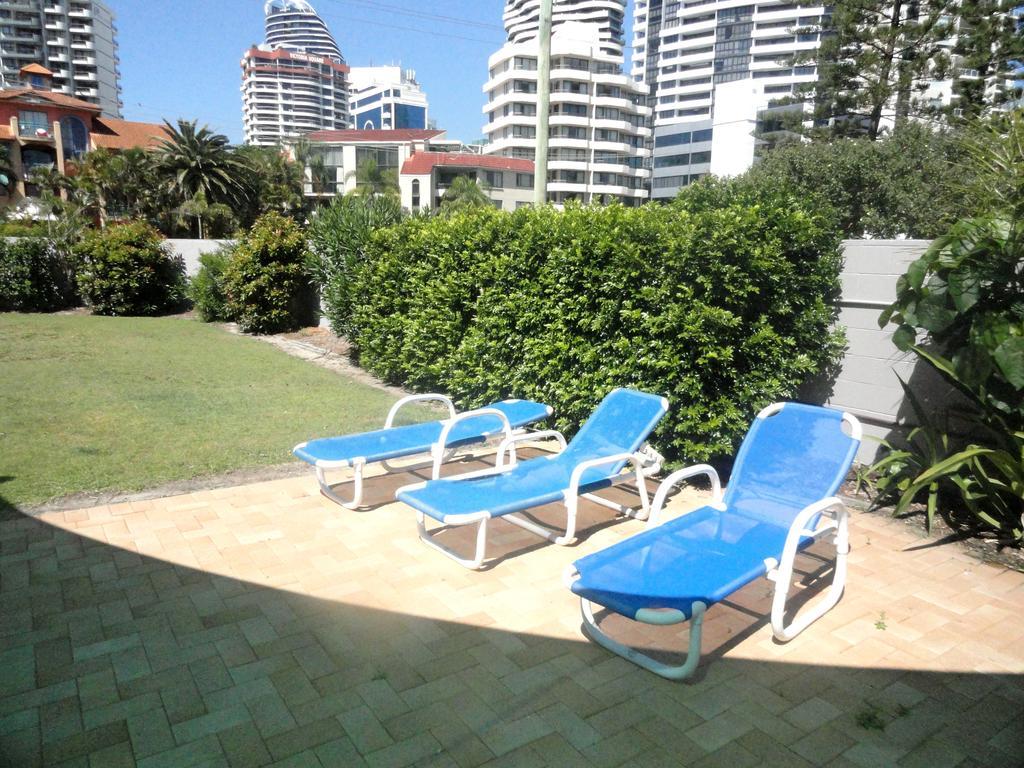 Queensleigh Holiday Apartments Бродбіч Екстер'єр фото